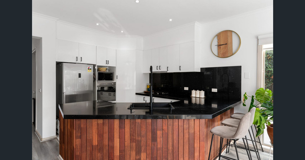 image2-b896-b24b-b4e_cbfd-1c04-13bd-8ff0-b13d-3f14-15d1-bf6a_20260225045204